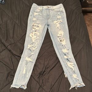 American Eagle Super Hi-Rise Ripped Jegging